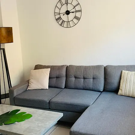 Apartamento Le 10 Gambetta Parking Prive- Centre- Confort *